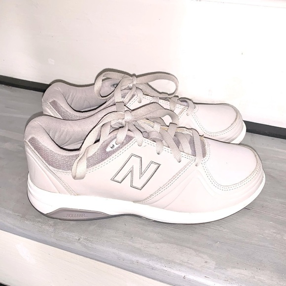 New Balance Women’s 813 Off-White Light Gray Walking Shoe 7.5 - Picture 1 of 10
